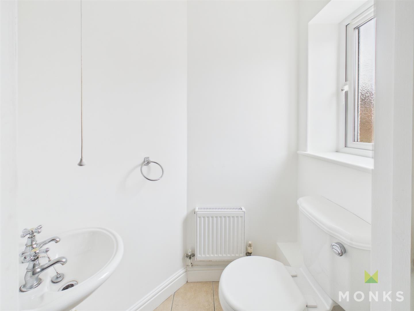 11 Harvey Gardens, Shrewsbury, SY2 5TG For Sale